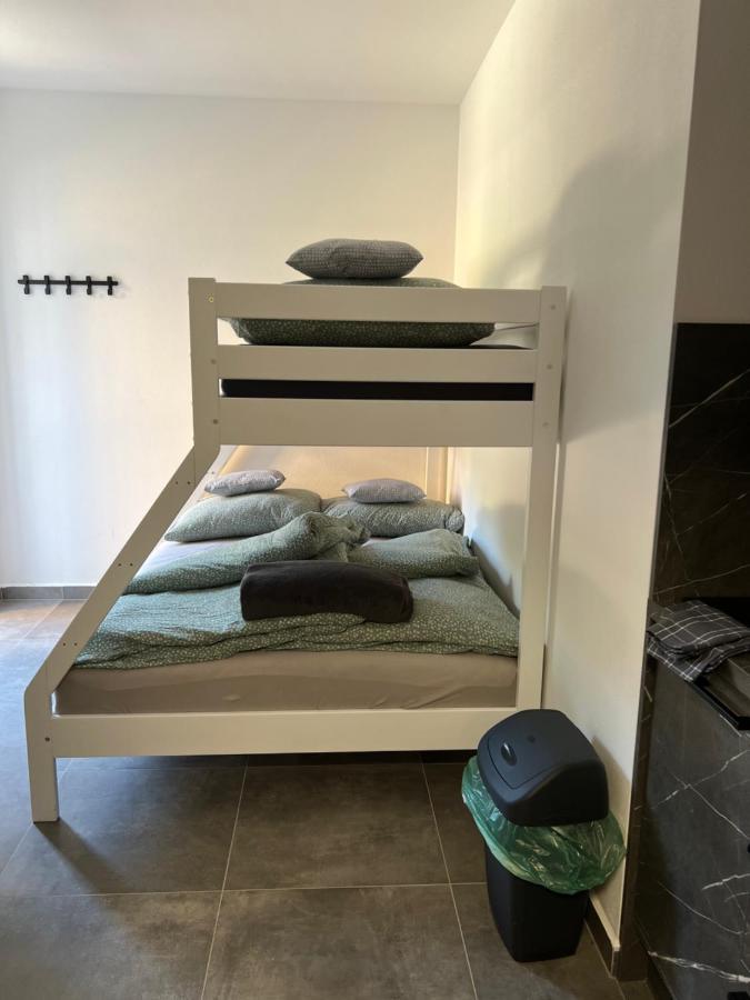 Hobiti Apartman - Bilbo แชร์นาฟ โปชูมาวี ภายนอก รูปภาพ